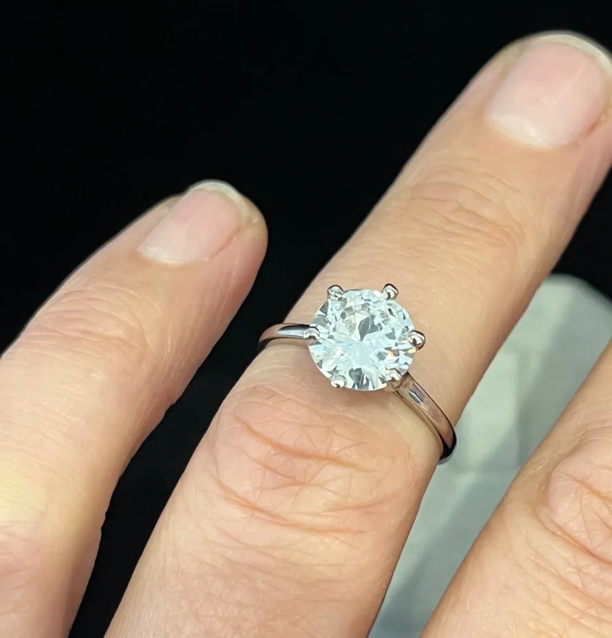 1950s Solitaire 1.90ct G / VS2 Diamond Ring