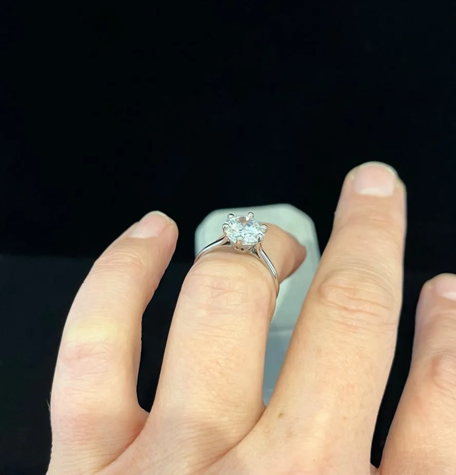 1950s Solitaire 1.90ct G / VS2 Diamond Ring