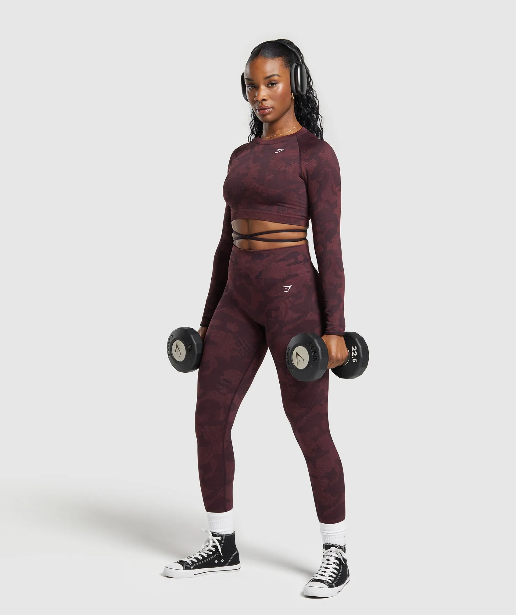 Gymshark Adapt Camo Seamless Long Sleeve Crop Top - Plum Brown/Burgundy Brown