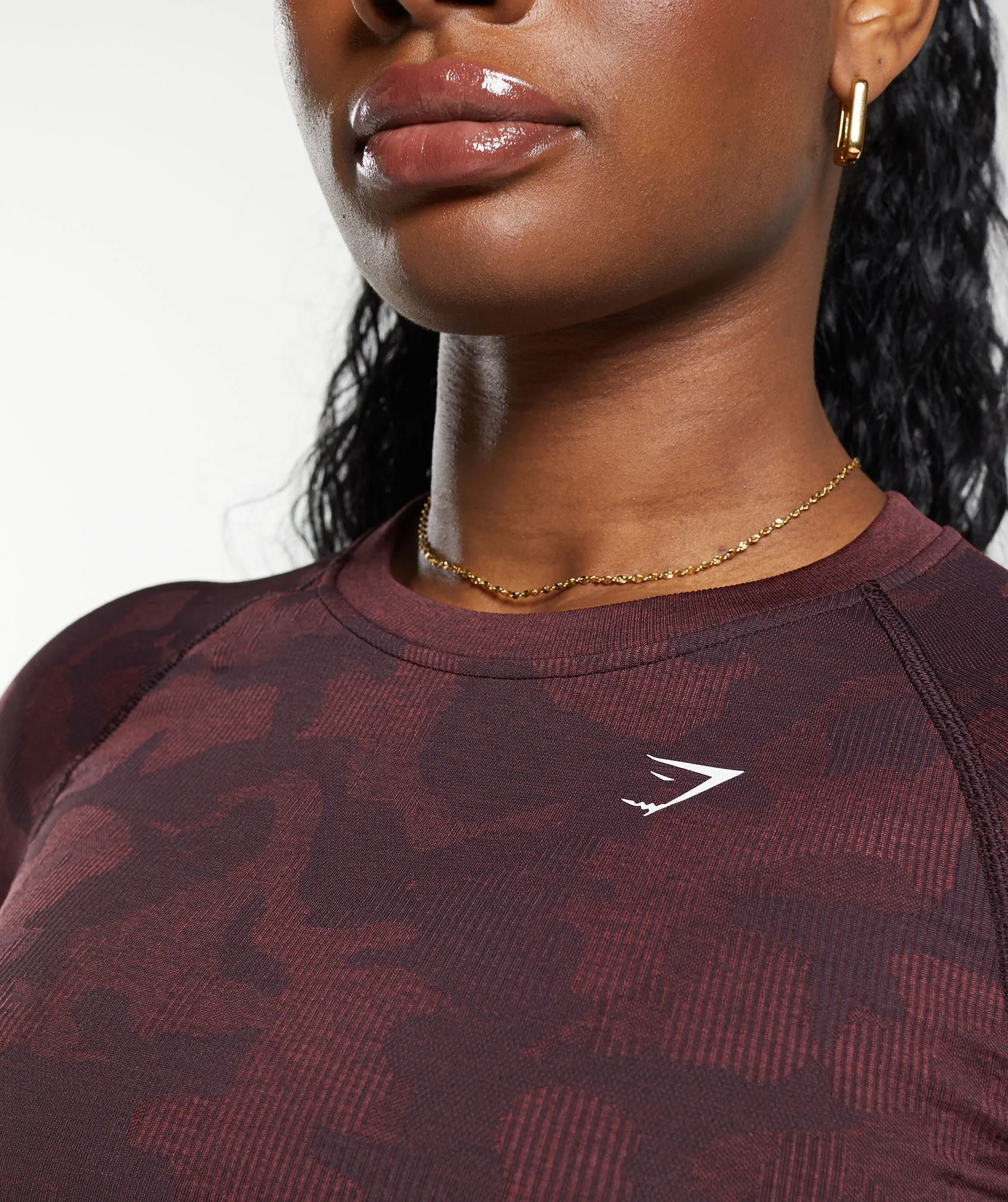 Gymshark Adapt Camo Seamless Long Sleeve Crop Top - Plum Brown/Burgundy Brown