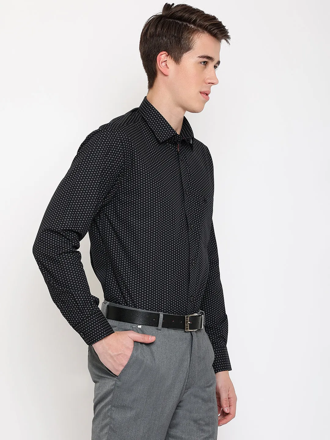 Men's Black Formal Geometric Print Full Sleeve Shirt