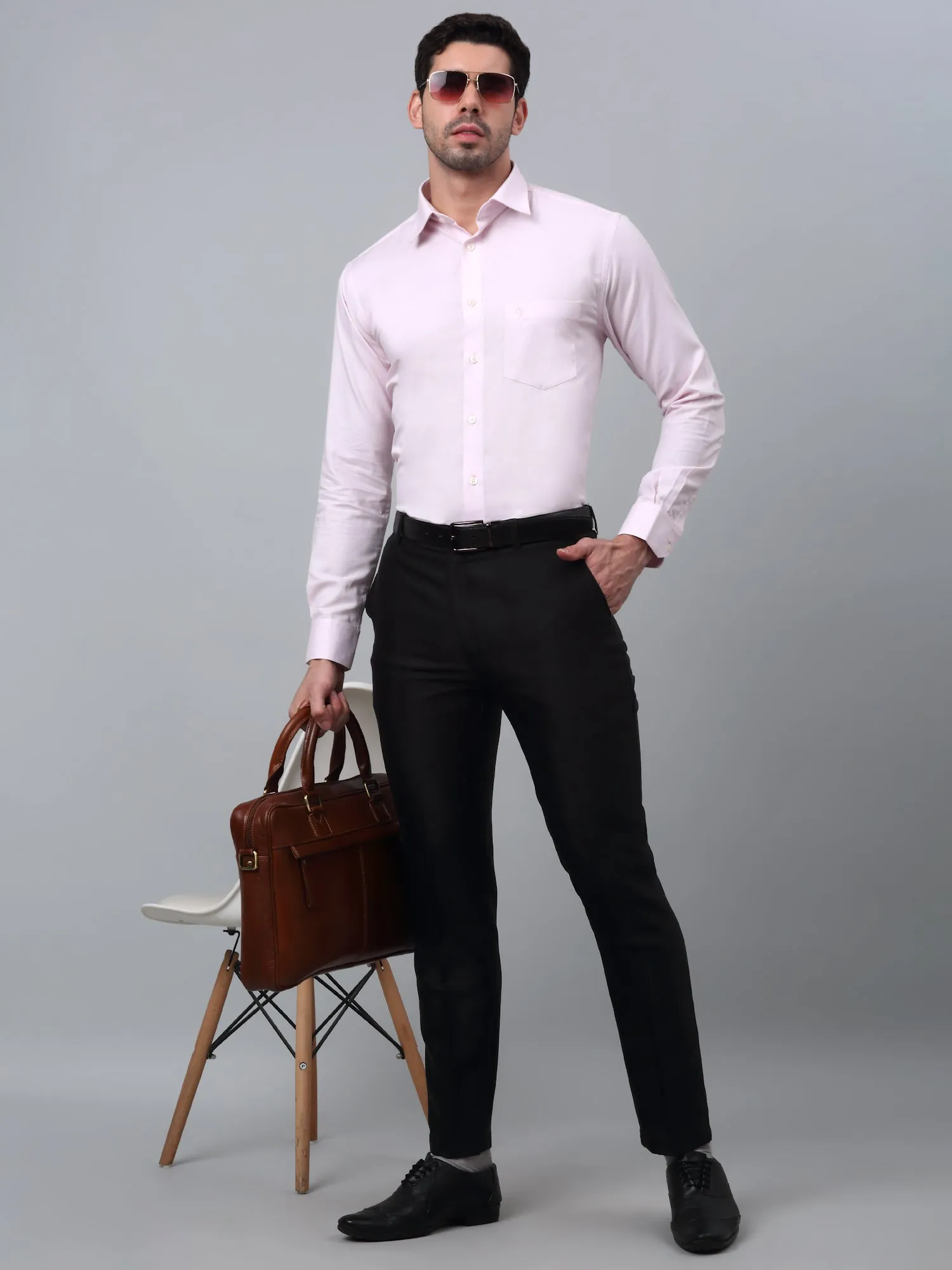 Men's Pink Formal Self Textured Full Sleeve Shirt